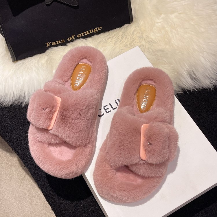 Autumn Winter CrossBorder Plus Size Women's Flat Furry Slippers, Outdoor Wear Chunky Sole Indoor Casual OneStrap Cotton Slippers