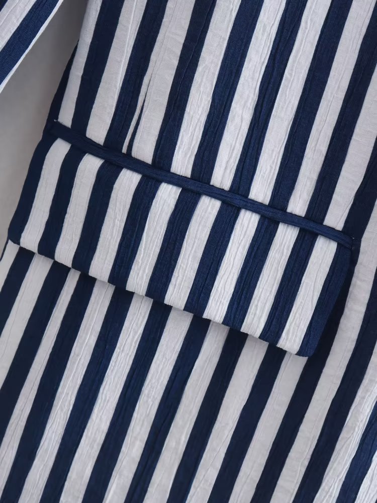 Ladies Lapel Stripe Pocket Trim Jacket