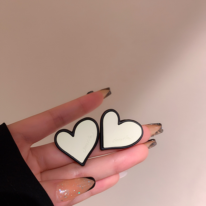 Fashion All-match Retro Niche Earrings Simple Forest Earrings Temperament