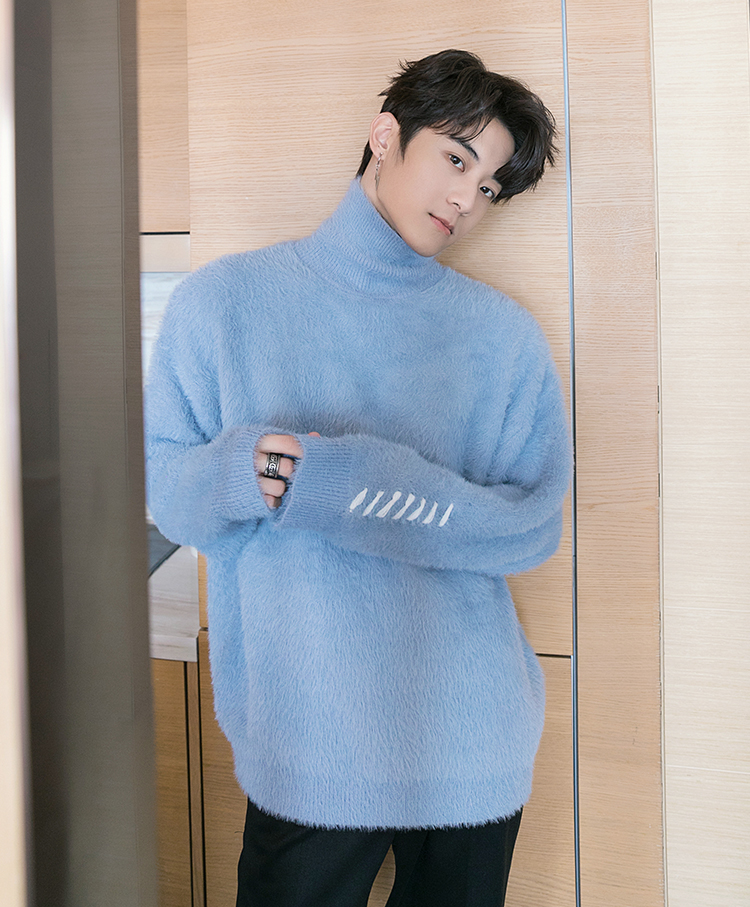 Men's Lace Design Mink Turtleneck Sweater