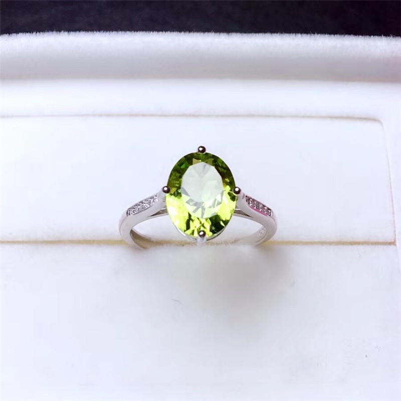 Colorful Gemstone Jewelry Natural Peridot Ring 925 Silver