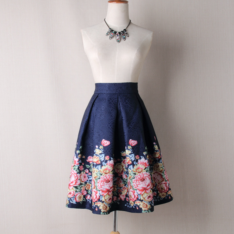 Title 2, High Waist Positioning Midi Rock mit Print. Bet...