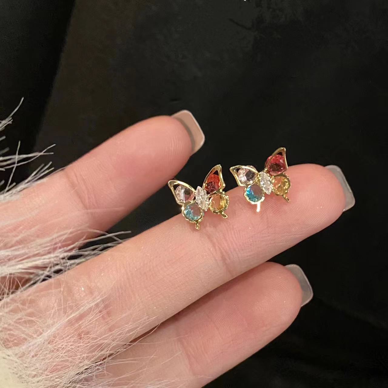 Title 1, Womens Fashion Temperament Color Zircon Butter...