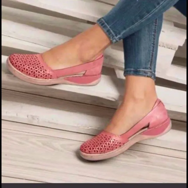 Lukong summer breathable sandals flat shoes Red - Shop at LoveMi