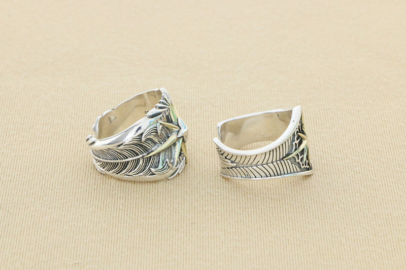 Title 6, Bague Punk Ray Sun Ray en argent sterling. Un b...