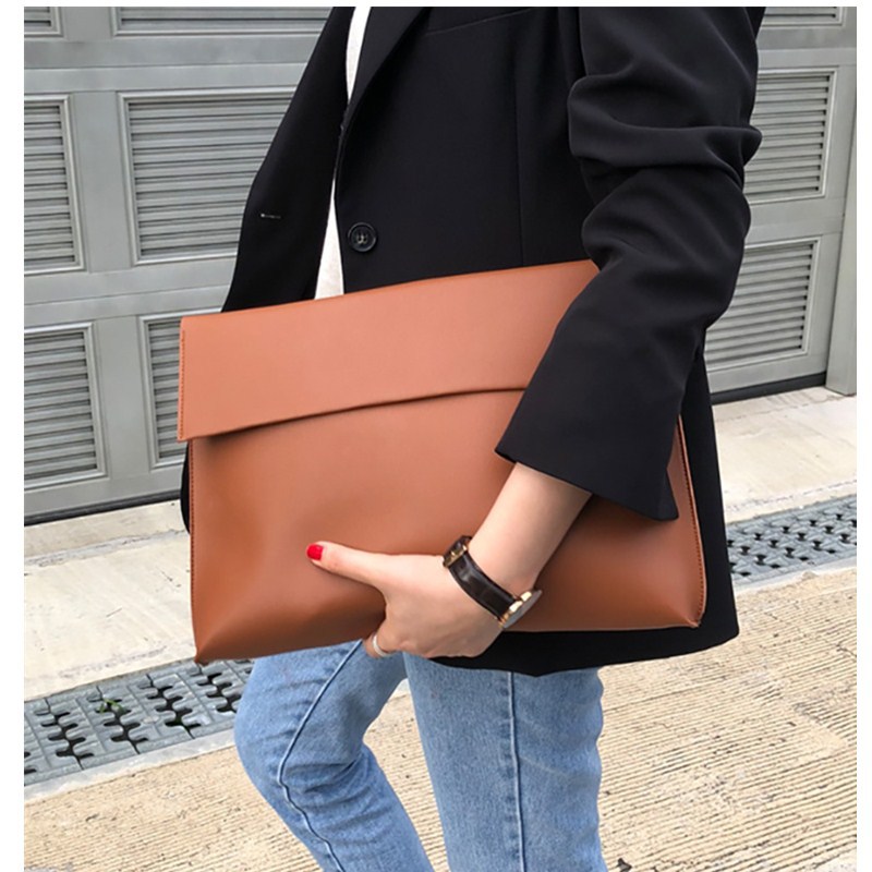 Title 5, Stylish large-capacity clutch bag for all your ...