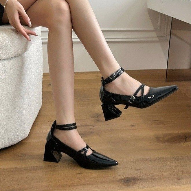 Women Glossy Patent Leather Pointed Toe Block Heel Pumps Criss Cross Instep Strap Double Buckle Ankle Strap Mary Jane Heels Vintage Fashion Dress Shoes For Party Daily