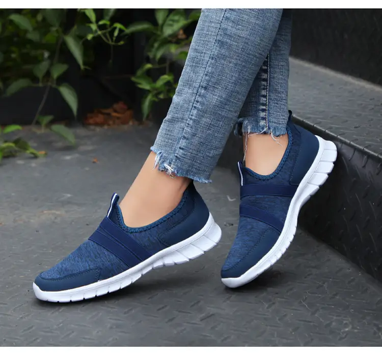Shoes Couple Light-soled Sports Running Shoes Men's And Women's Large Size
