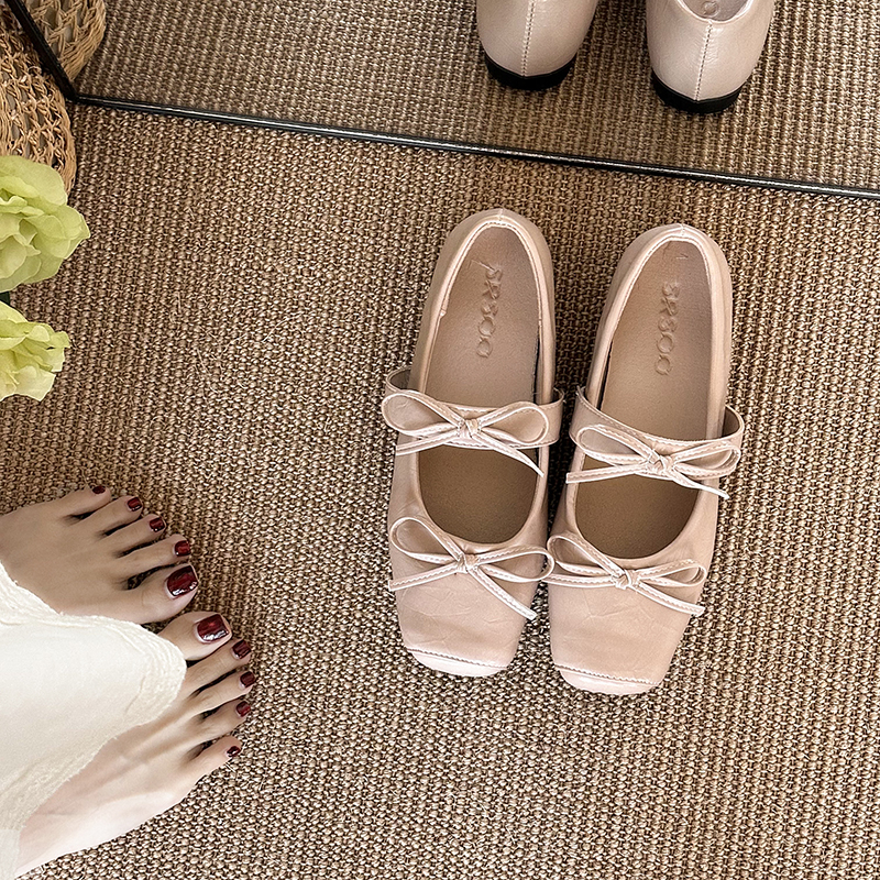 Square Toe Mary Jane Flats, picture 4 of 4