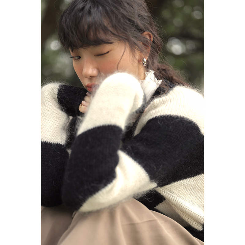 Coat Women's Contrast Color Striped Mohair Knitted Cardigan Round Neck Thickened Loose