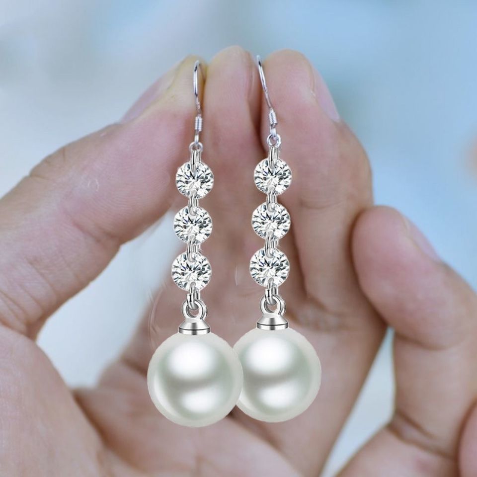 Women's Fashion Simple Temperament Silver Ear Hooks