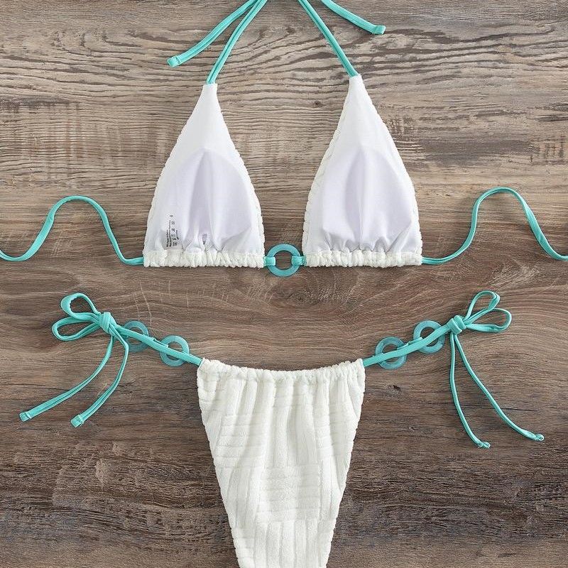 Title 4, Costume da bagno bikini diviso con spacco a tri...