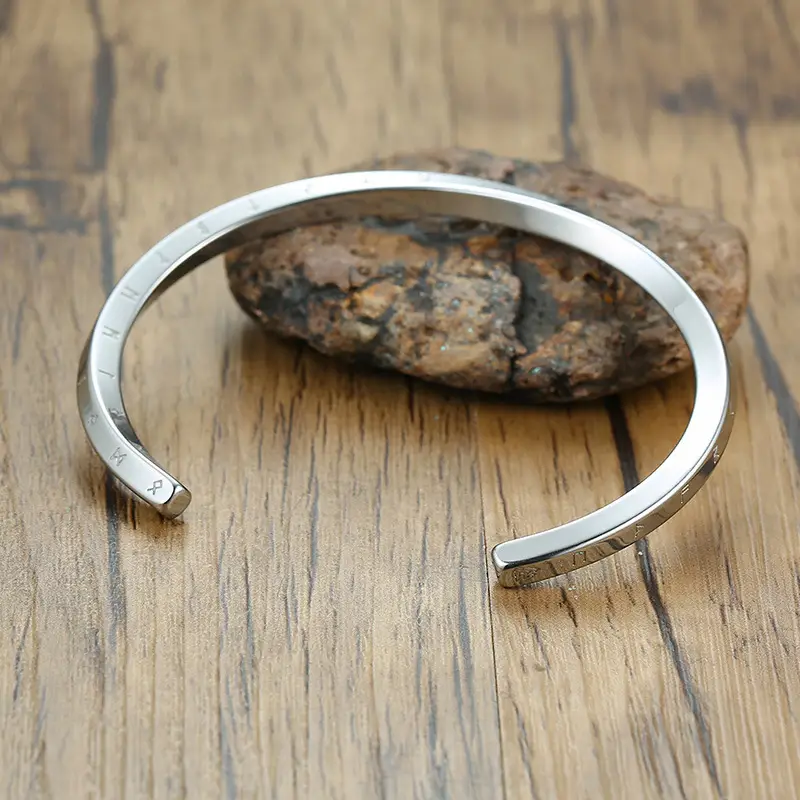 Men's Fashion Simple Titanium Steel Corrosion English Bracelet
