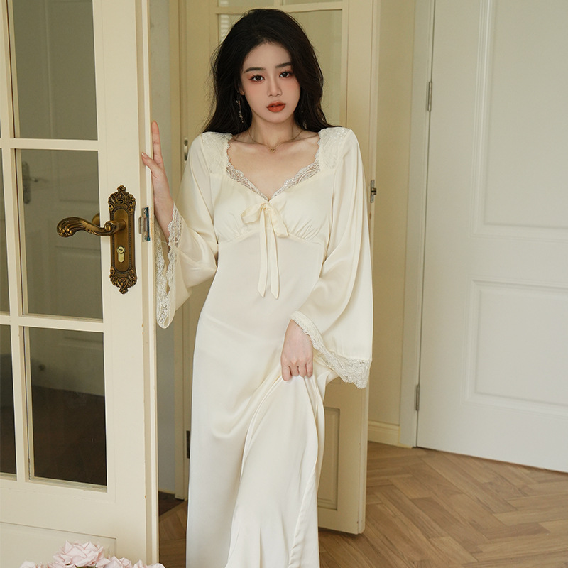 Title 7, Spring And Autumn Long-sleeved Ice Silk Sexy V-...