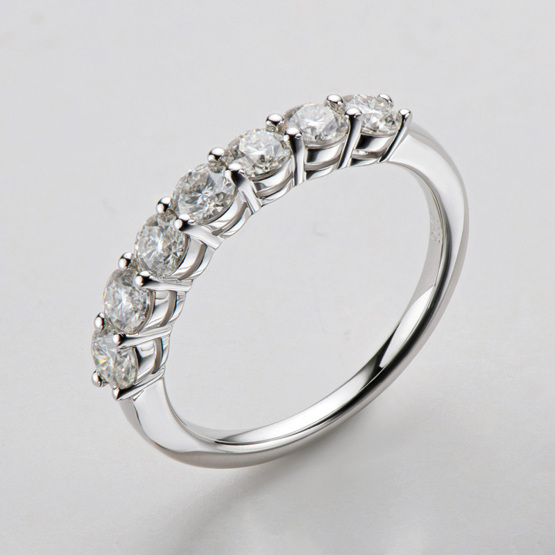 Fashionable And Simple 3mm Seven-star Row Ring
