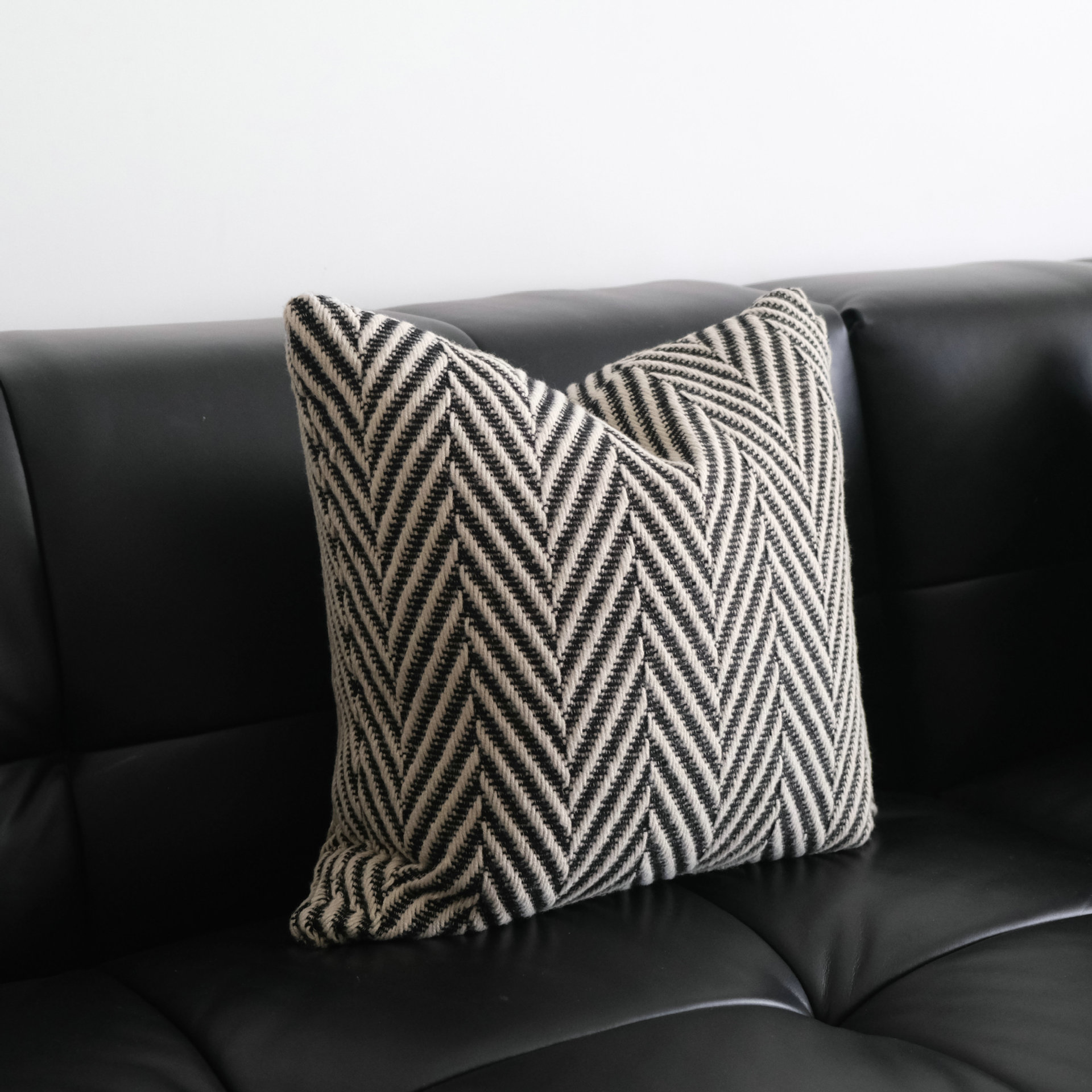 Simple Herringbone Pattern Wool Pillowcase For Fashion