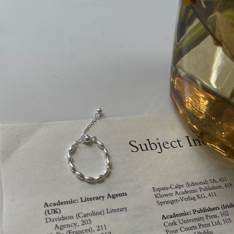 South Korea's Simple Variety Of Pull Soft Chain Silver Ring