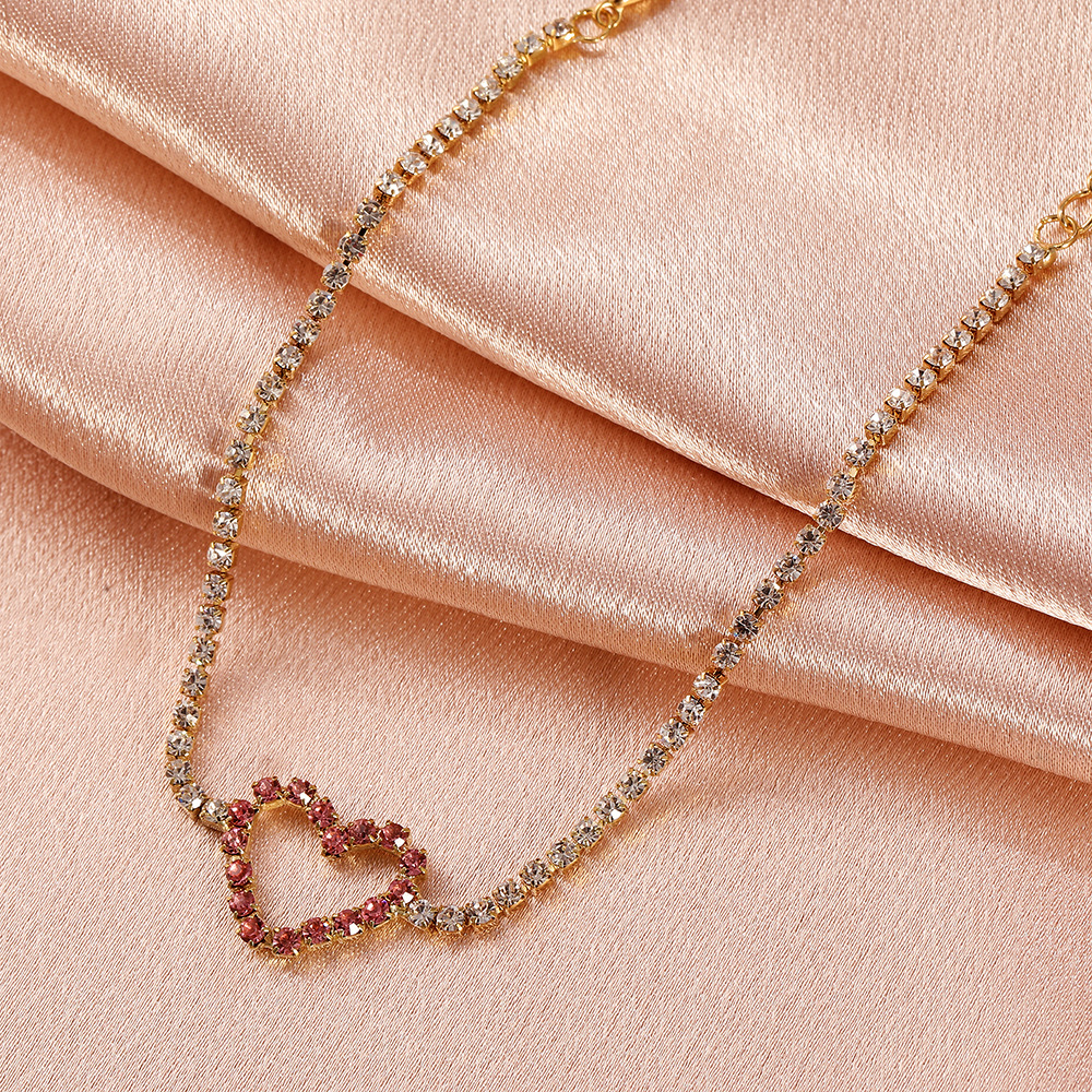 European And American Creative Sweet Heart Shaped Bracelet