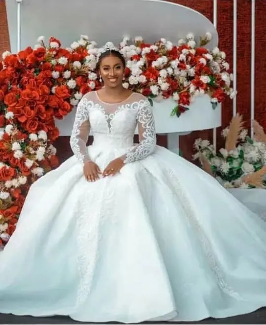 Ball Gown Wedding Dress Long Sleeves Bridal Gown - White
