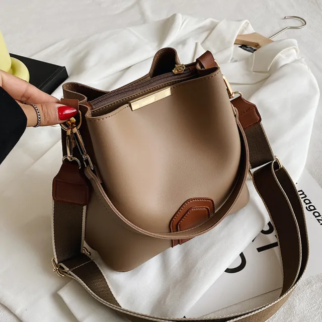 The New Trendy Style Shoulder Bag High end Sense Khaki - Shop at LoveMi