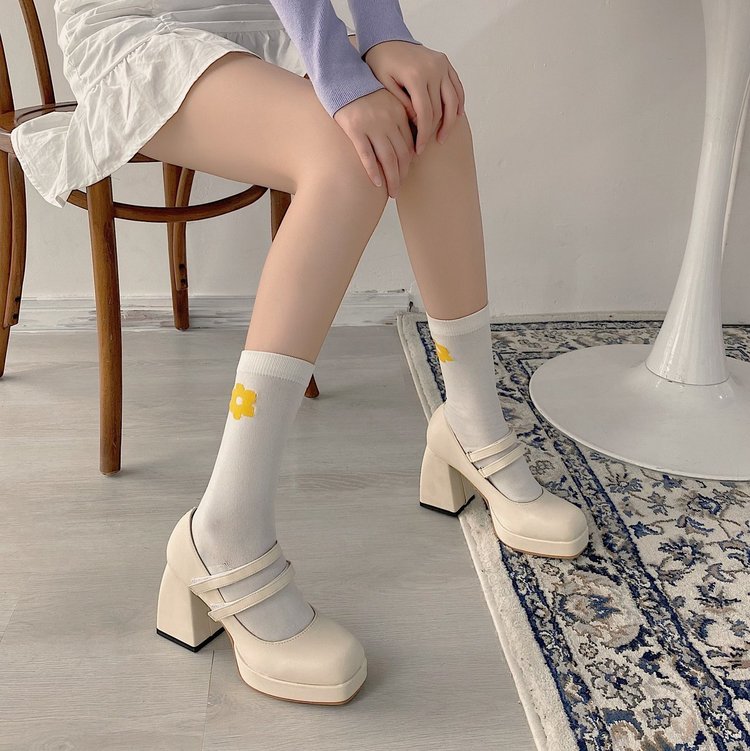 Platform Mary Jane Pumps