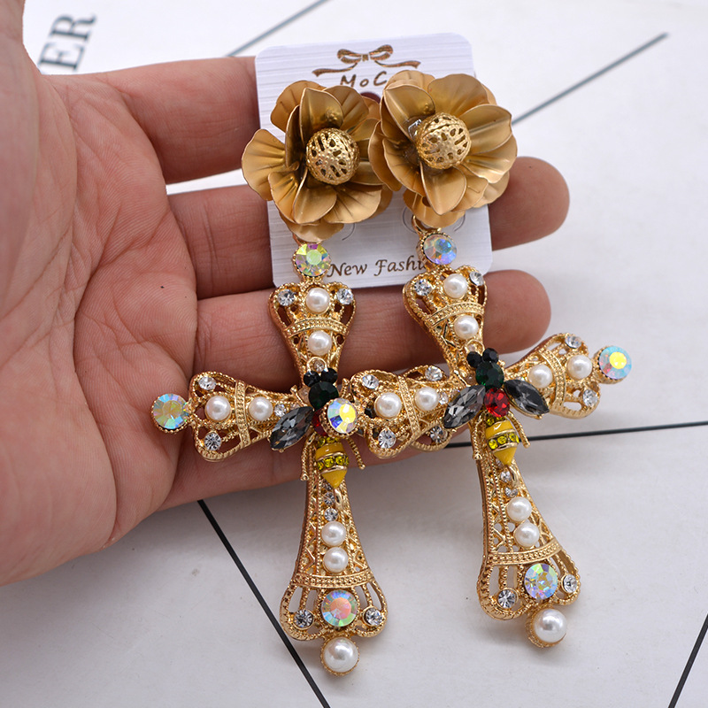 Vintage Baroque Catwalk Style Cross Earrings Female Accessories
