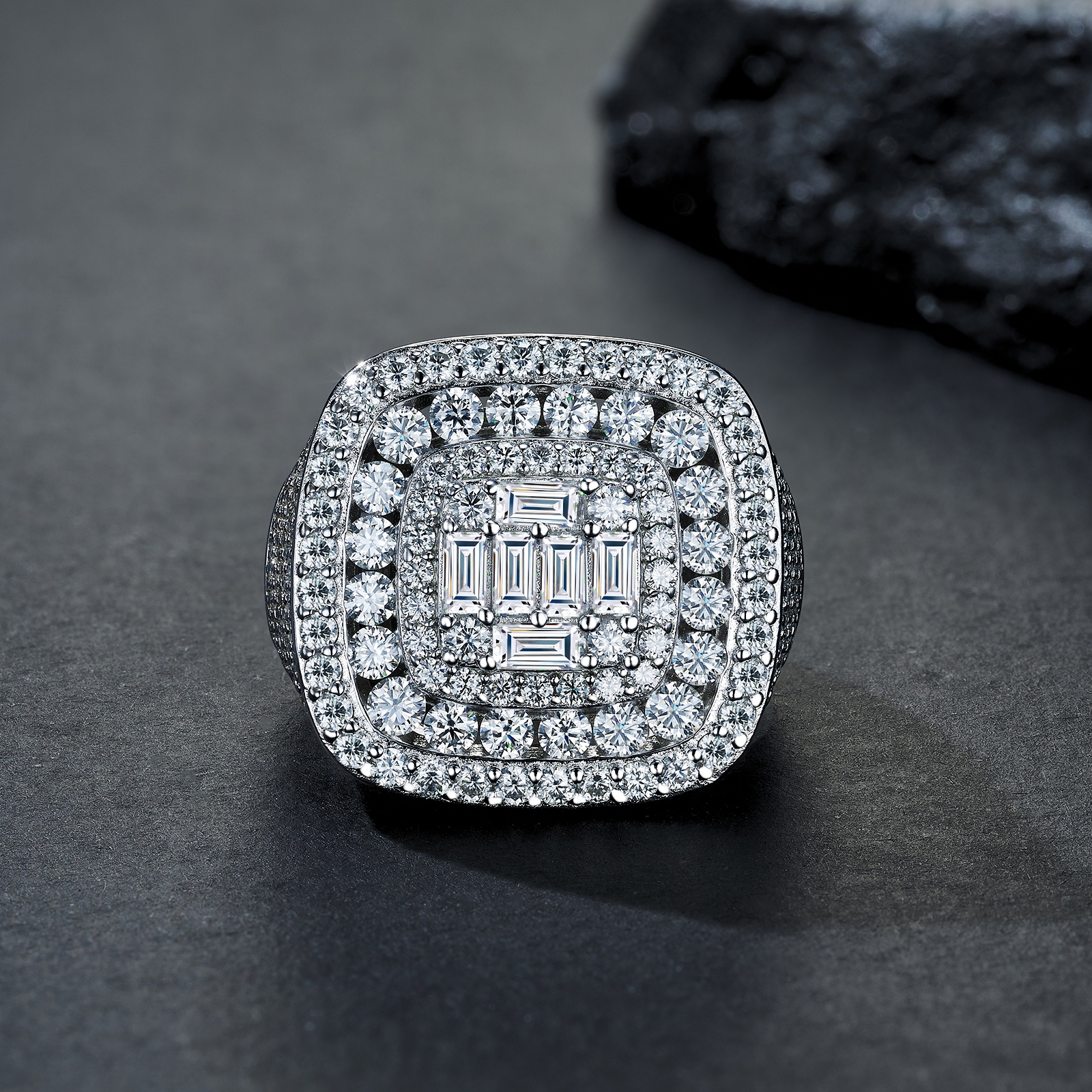 Engraved With Top-quality Moissanite, This Luxurious And Fashionable Minimalist Jewelry Set Features Exquisite Silver Accessories For Men. Made Of S925 Silver With Electroplated Platinum.