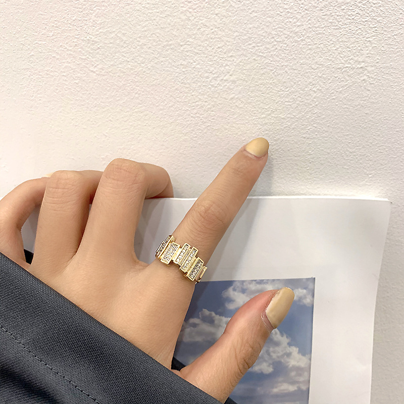 Electroplating Korean Ring With Irregular Height And Vertical Bars