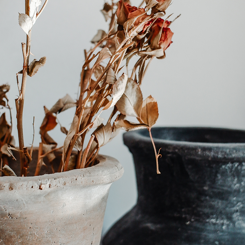 Handmade stoneware red pottery made old unearthed vase
