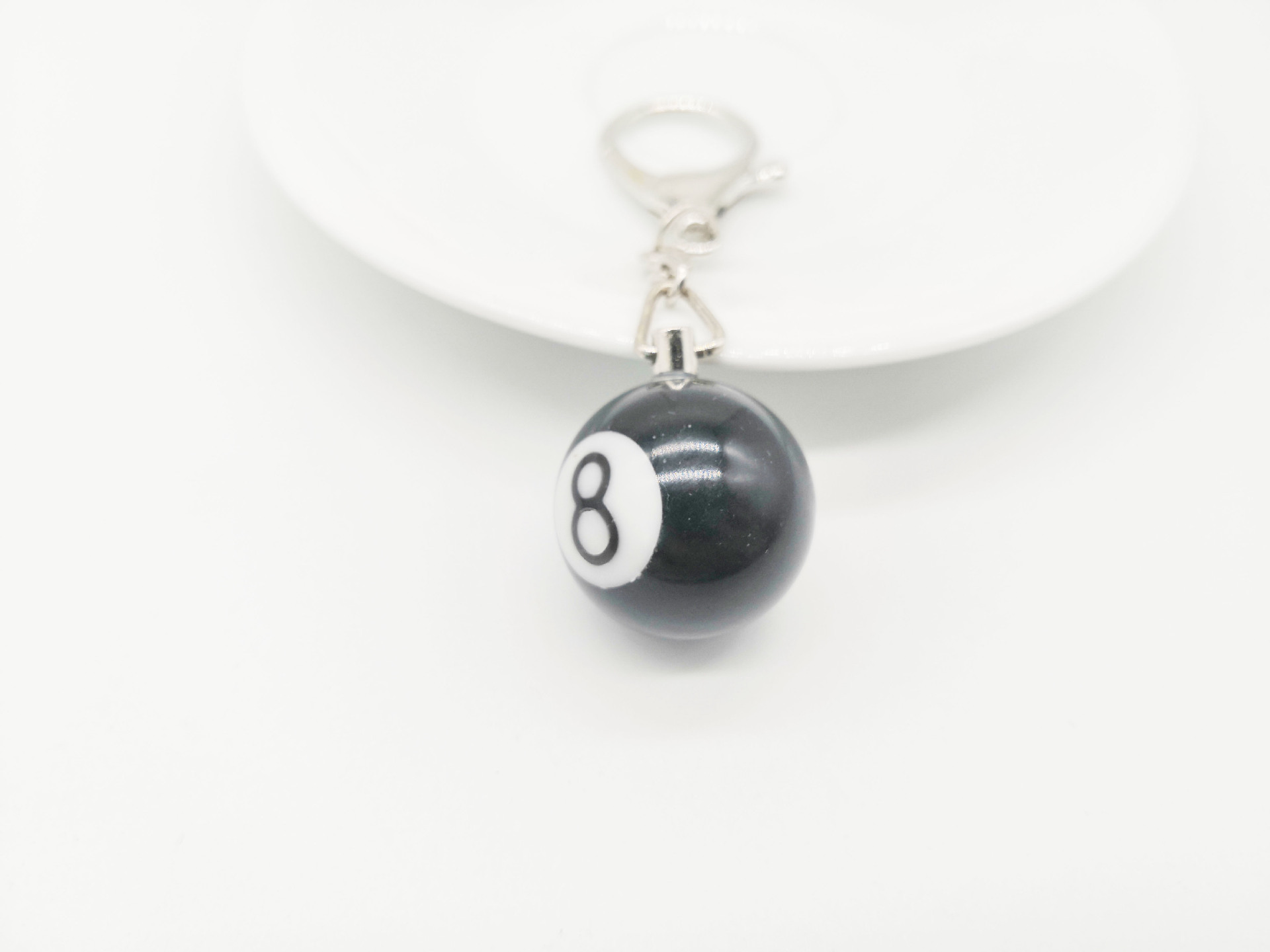Halloween alloy billiard keychain (black 8 key ring)