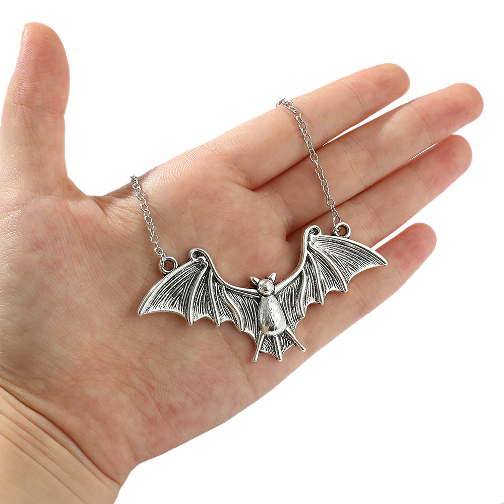 Bat Personality Necklace Alloy Retro Animal Shape Metal