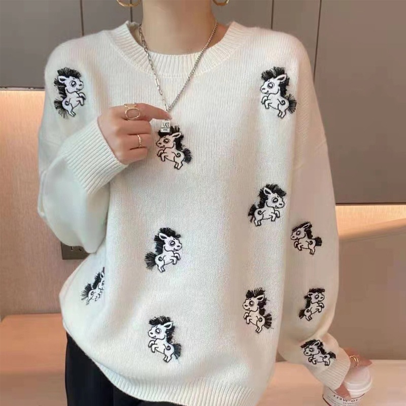 Fashion Women's Simple Horse Embroidery Sweater