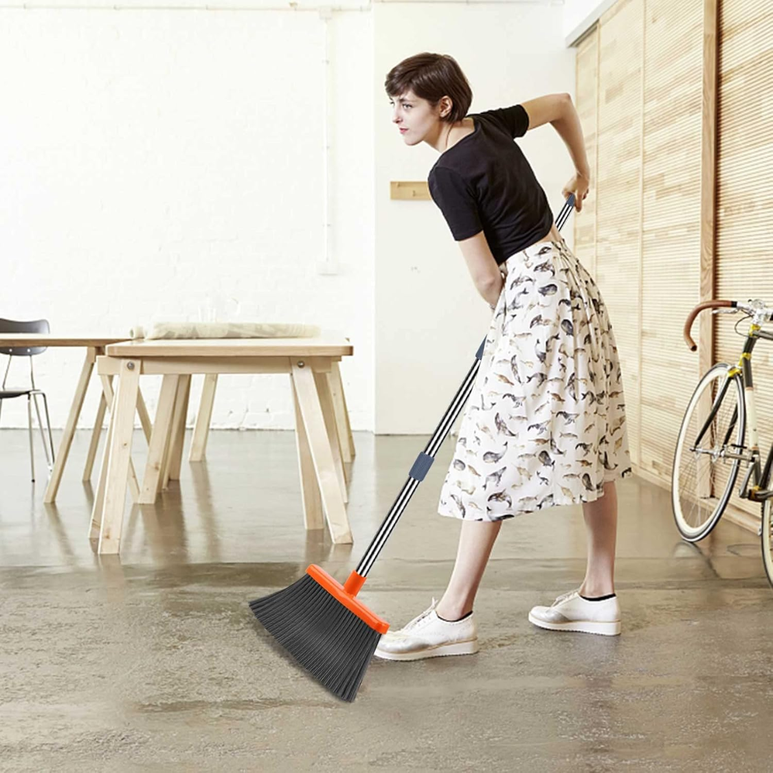 Upgrade Broom And Dustpan Set, Self-Cleaning With Dustpan Teeth, Indoor&Outdoor Sweeping, Ideal For Dog Cat Pets Home Use, Stand Up Broom And Dustpan Gray&Orange — foto 3