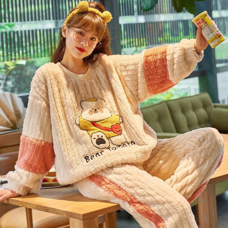 Women's Winter Thickened Flannel Long Pajamas