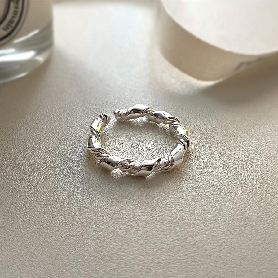 925 Sterling Silver Hand Knot Ring