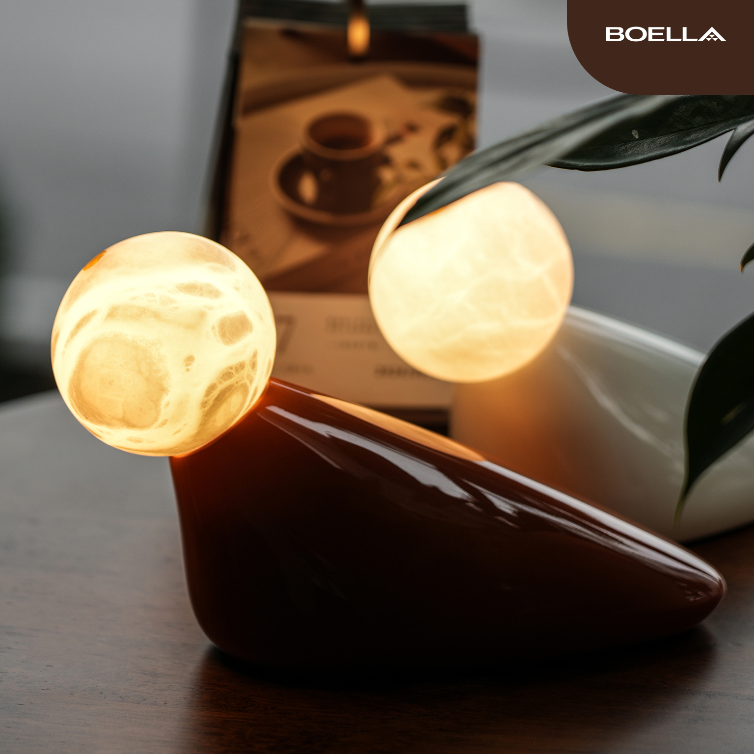 The Waterbird Moon - Luxury Spanish Alabaster & Aluminum Lamp