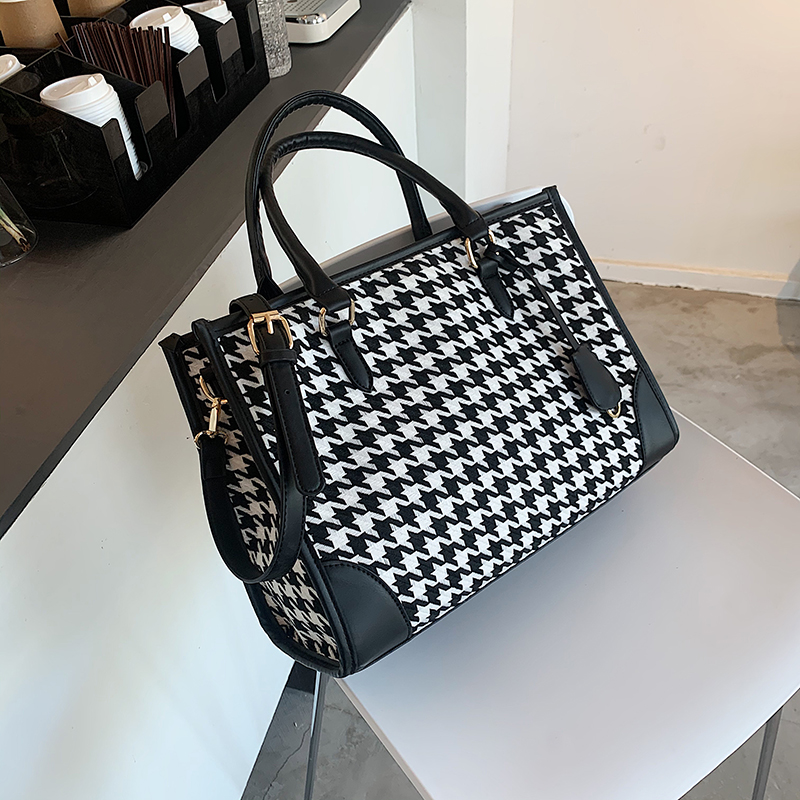 Summer Fashion All-Match Shoulder Bag Large Capacity Tote Bag