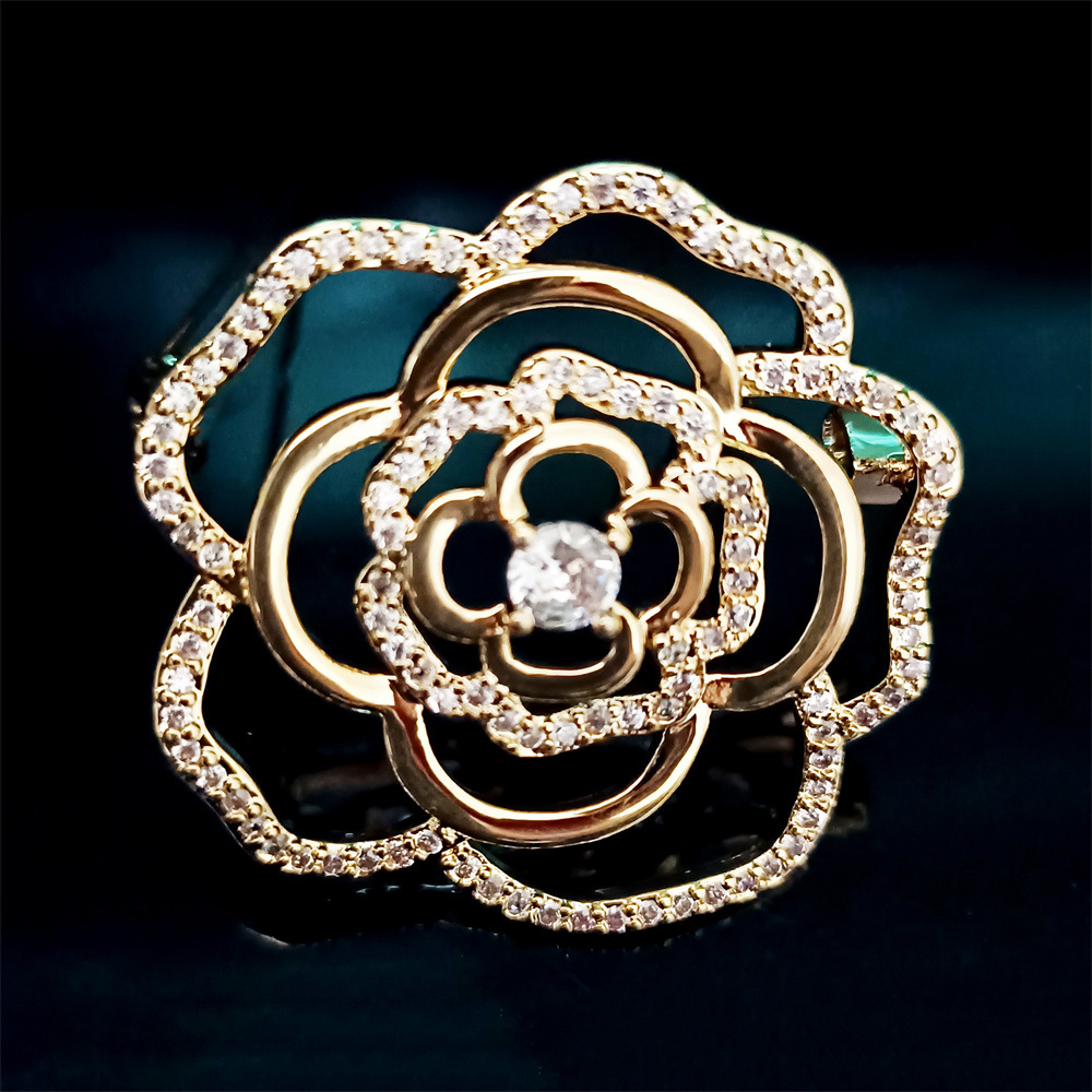 Title 4, High-grade Rose Hollow Brooch Exquisite Female