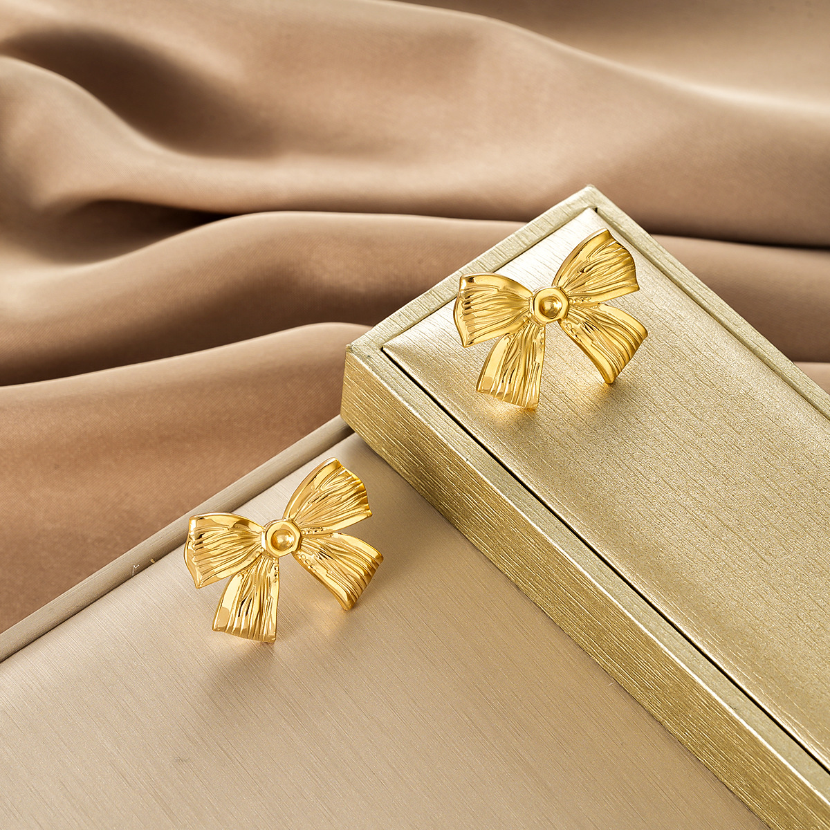 Premium Fashion Irregular Earrings, High End Unique Niche Design, Stainless Steel Earrings... thumbnail 8