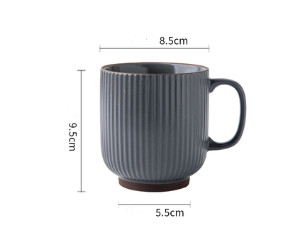 Tall cup dark grey