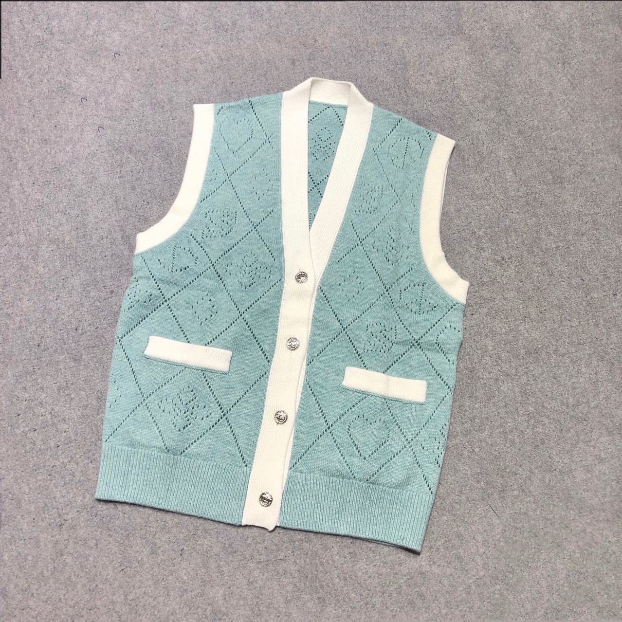 Title 5, Wool Blend Vest V-neck Single-breasted Sleevele...