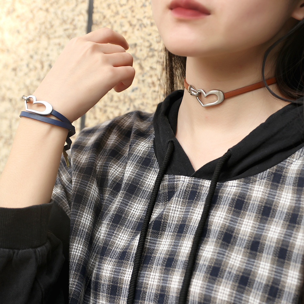 Fashion Ladies Simple Love Alloy Bracelet