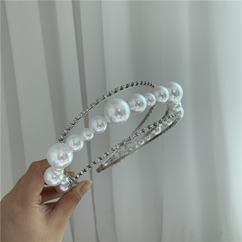 Title 4, Vintage Sweet White Pearl Hairpin Headband