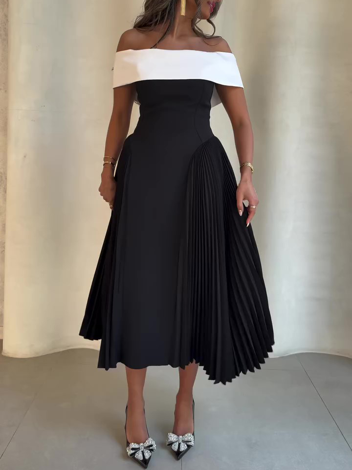Off-shoulder Contrast Pleated Dress