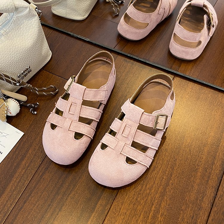 Closed-Toe Platform Mules
