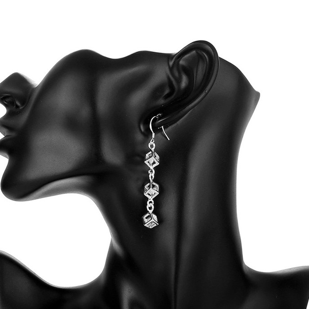 Simple Temperament Female Earrings Japan And South Korea