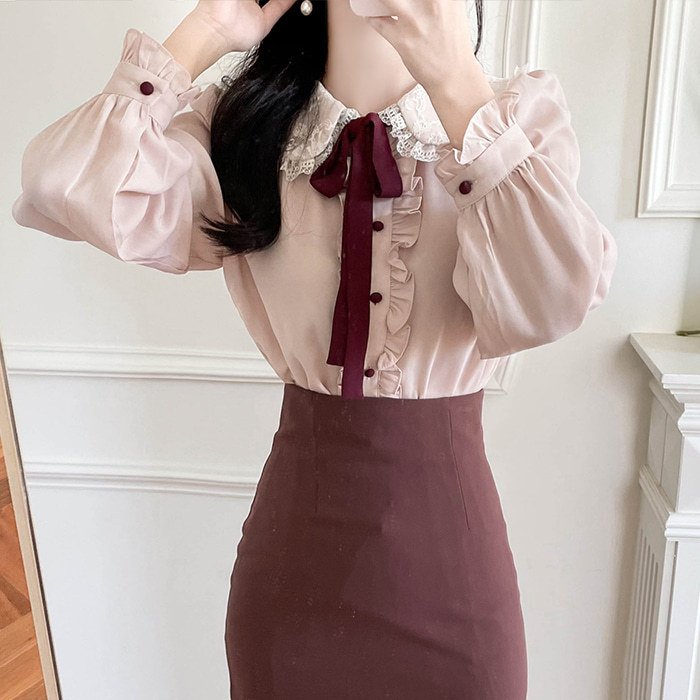 Sweet Lady Chain Link Flower Lace Doll Neck Tie Long Sleeve Shirt