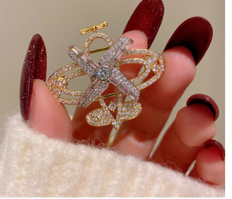 Gold-Plated Aircraft Brooch, picture 2 of 5