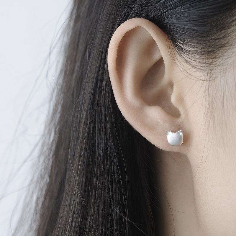 Fashionable Sterling Silver Cute Frosted Cat Earrings