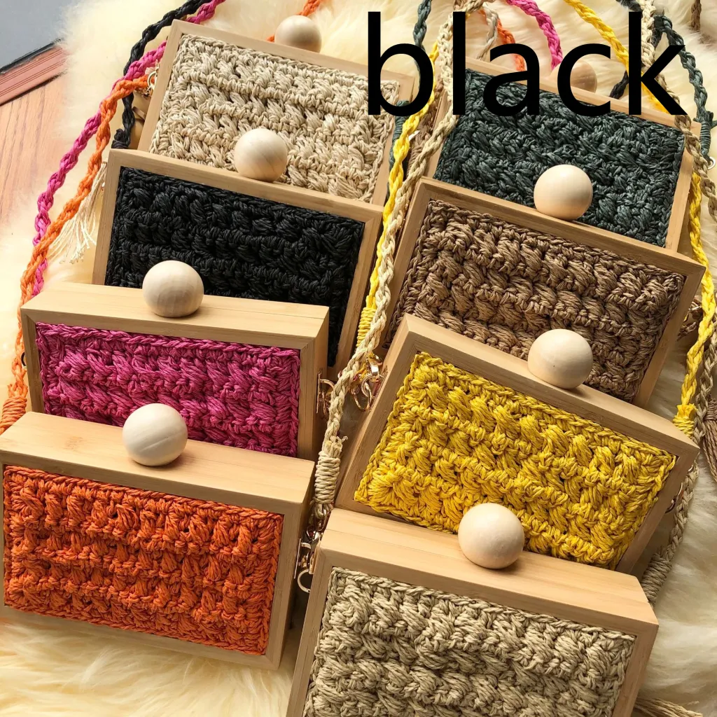 Wooden Frame Straw Bag In Stock Tassel Ball Head Hand Bag Messenger Bag Female Vacation Beach Bag - Black